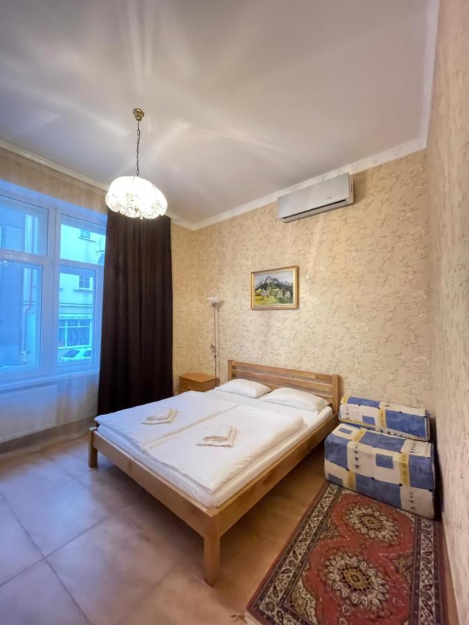 קרלובי וארי Miniapartamentskv מראה חיצוני תמונה